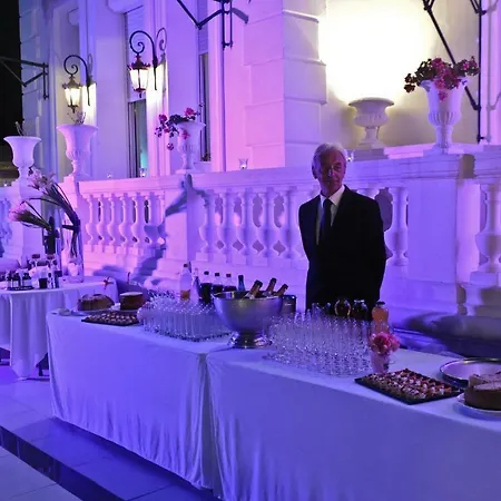 White House - Luxury * Cannes