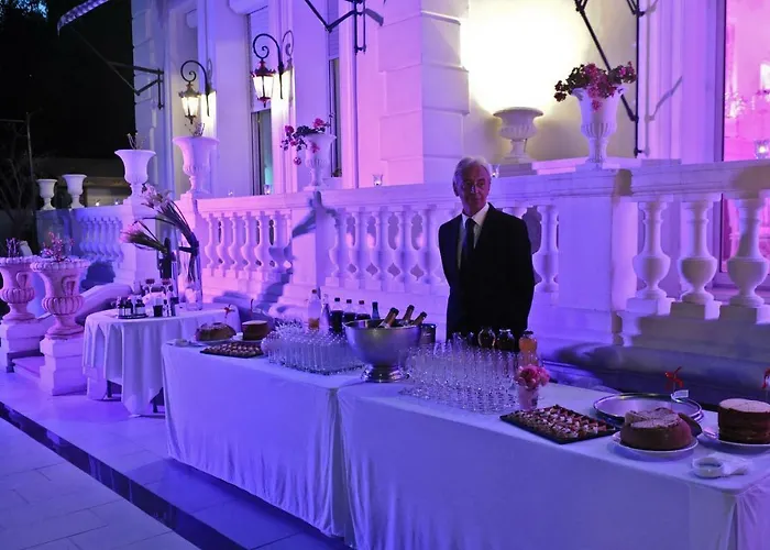 White House - Luxury * Cannes