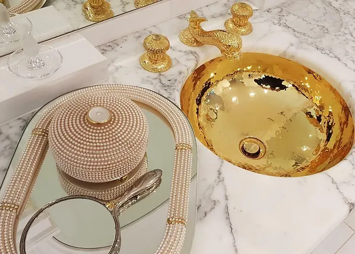 White House - Luxury Villa